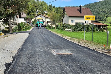 Preplastitev ceste Niževec - Zabočevo
